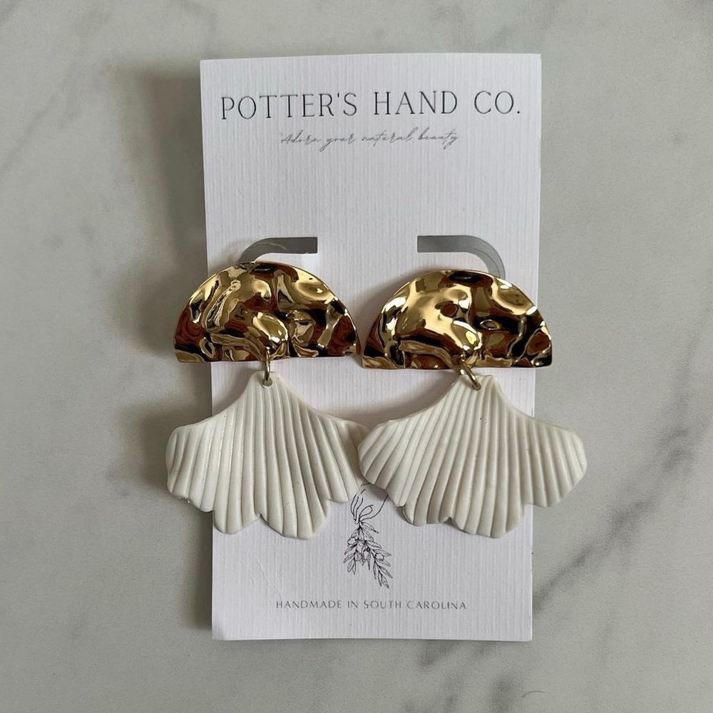 Earrings - Potter’s Hand Co.